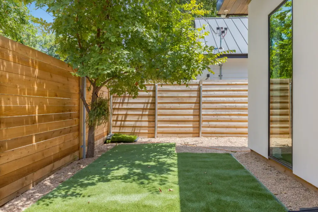 108-web-or-mls-20230801 2002 Riverview St ATX-108