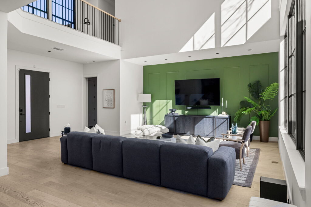 7-web-or-mls-20251219 2605 Little John Ln-7