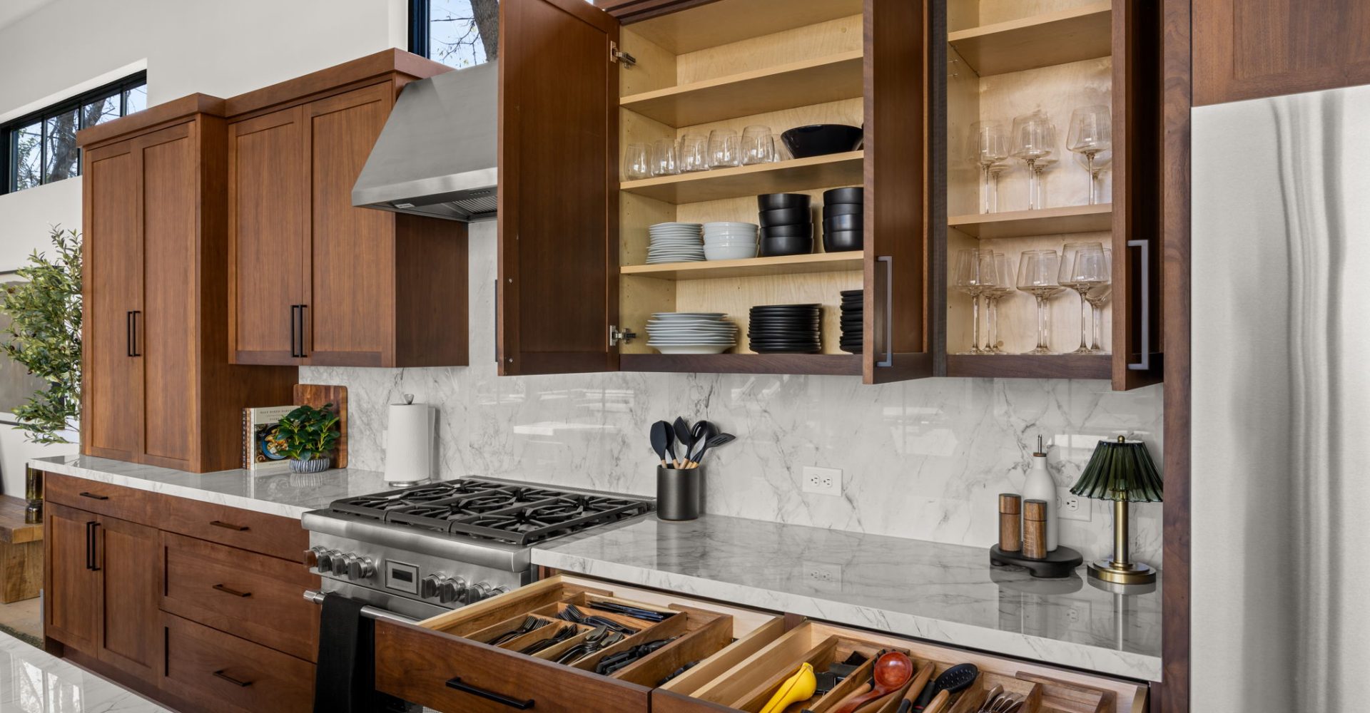 26-web-or-mls-20251219 2605 Little John Ln-26