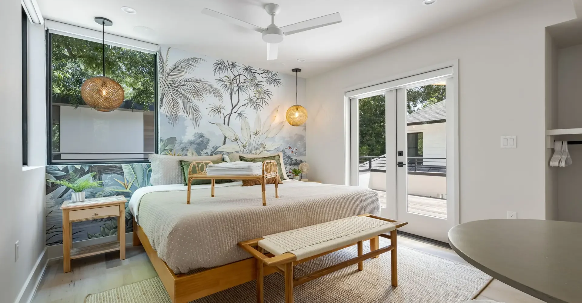 28-web-or-mls-20230801 2002 Riverview St ATX-27