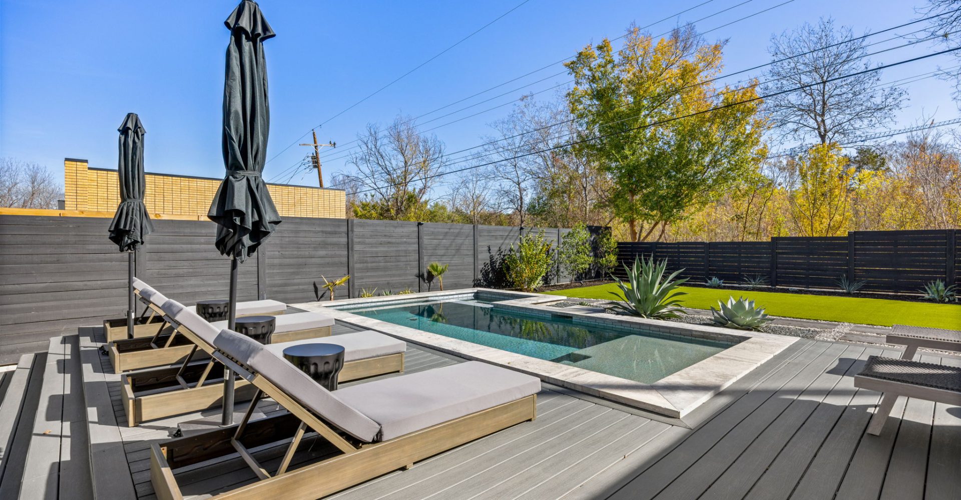 37-web-or-mls-20251219 2605 Little John Ln-37