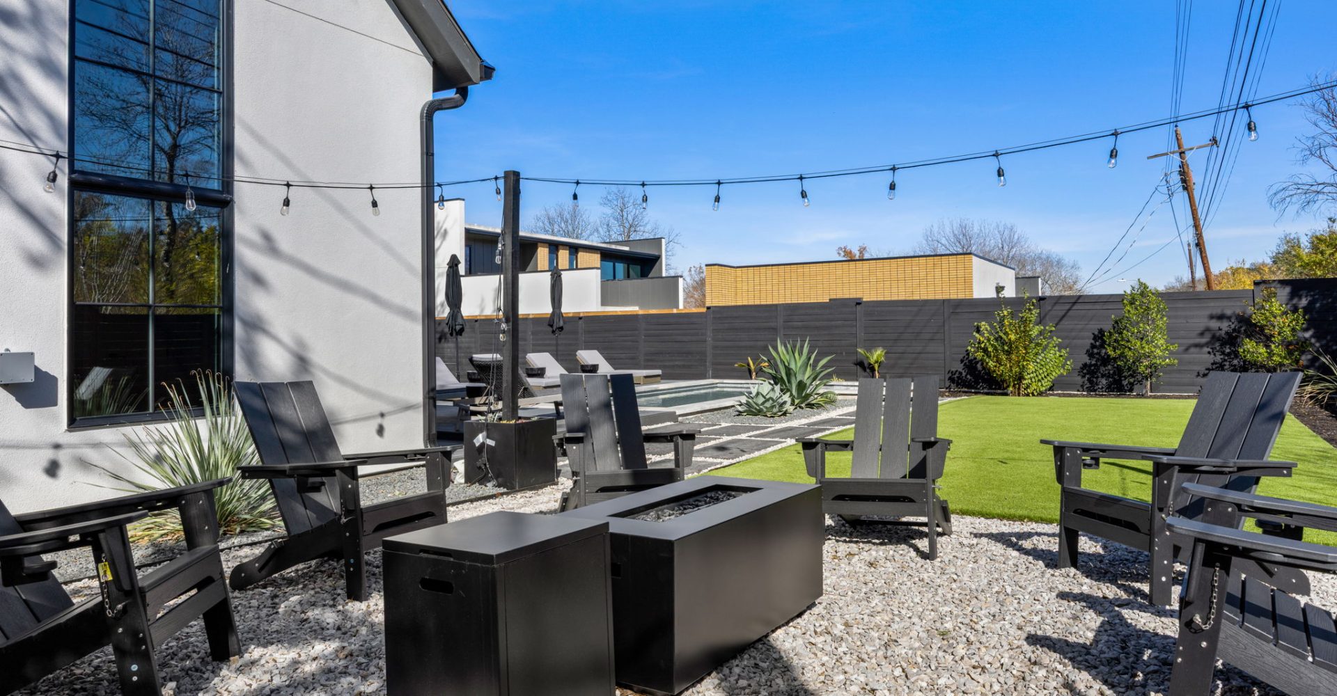 42-web-or-mls-20251219 2605 Little John Ln-42