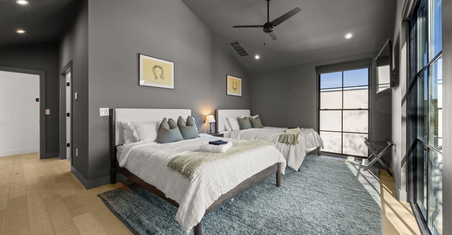 68-web-or-mls-20251219 2605 Little John Ln-68